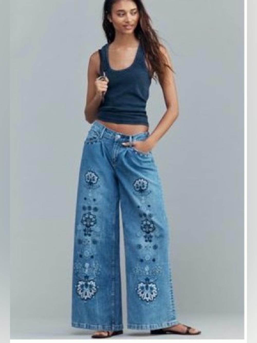 NWT Driftwood Eloise Wide Leg Embroidered Jeans Size 28